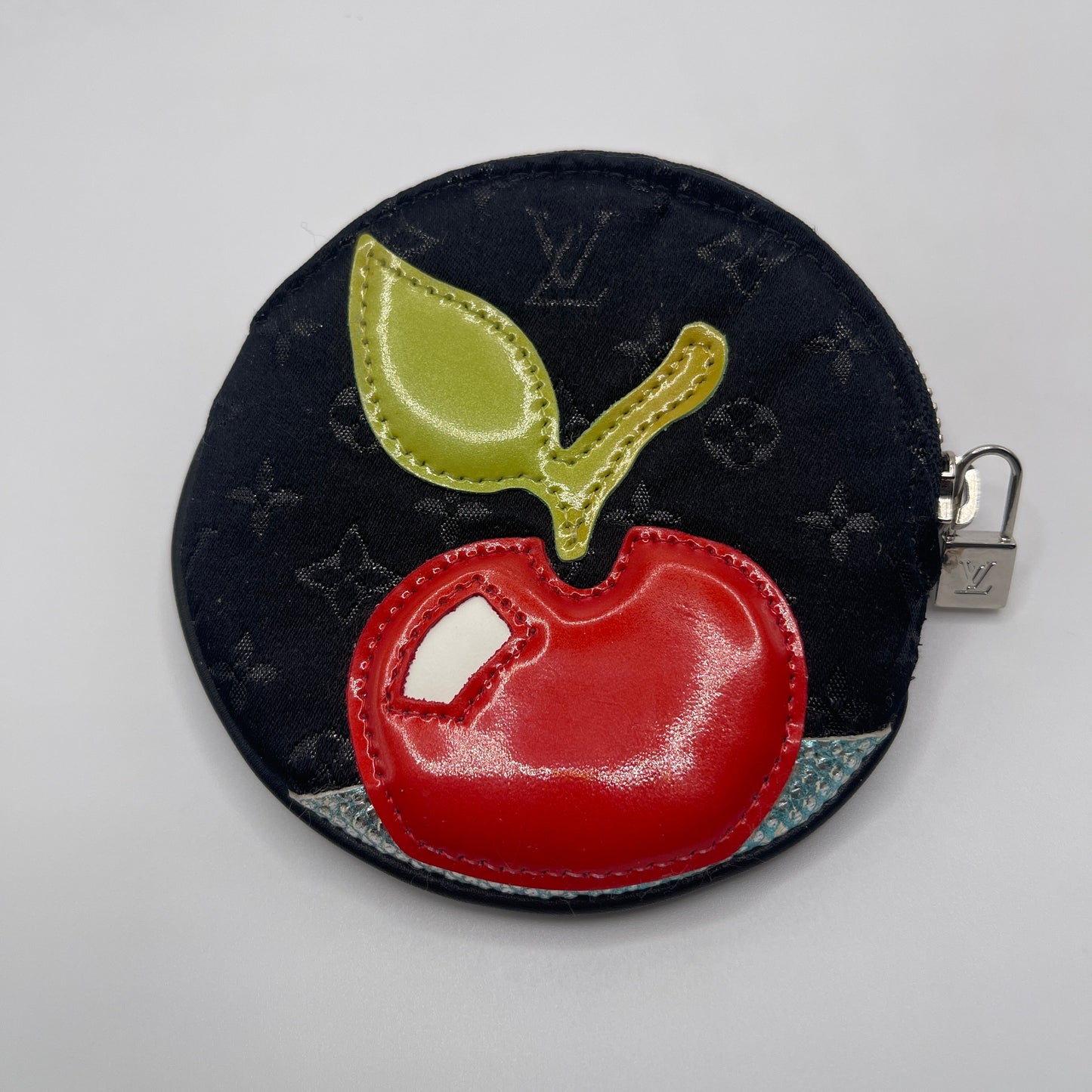 Louis Vuitton Monogram Big Apple Coin Purse