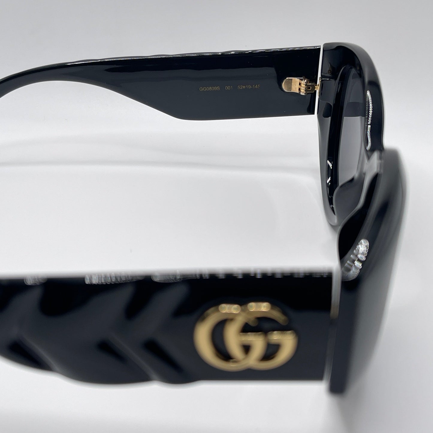 Gucci Sunglasses GG0809S