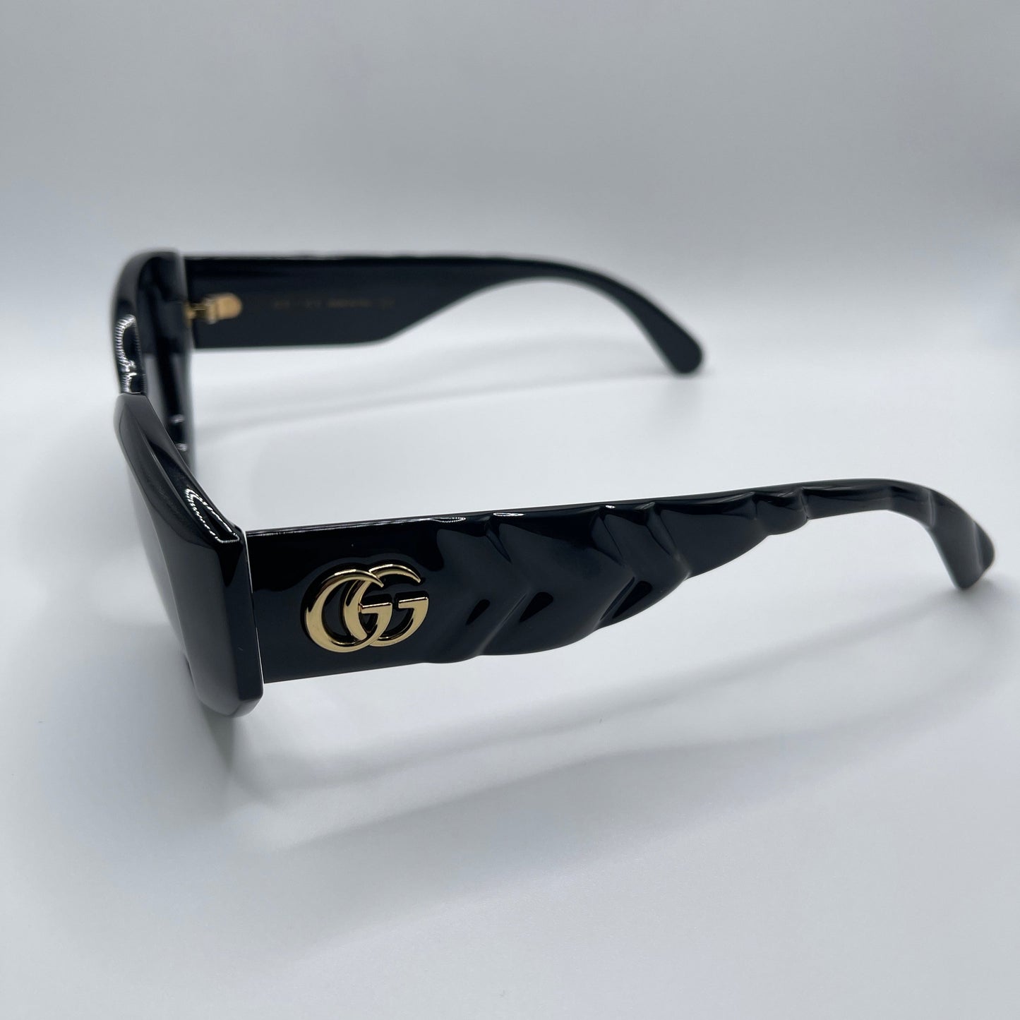 Gucci Sunglasses GG0809S