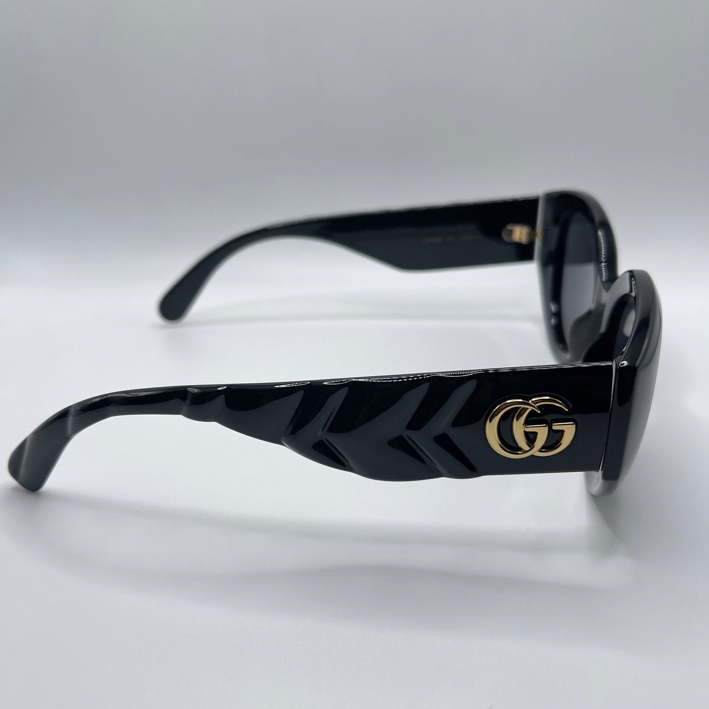 Gucci Sunglasses GG0809S