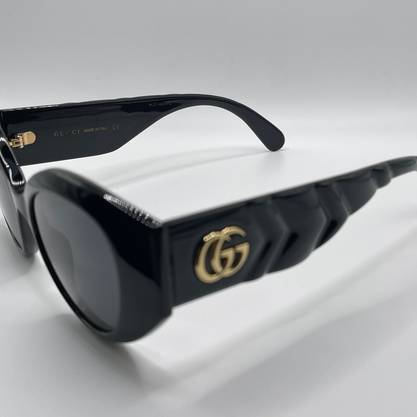 Gucci Sunglasses GG0809S