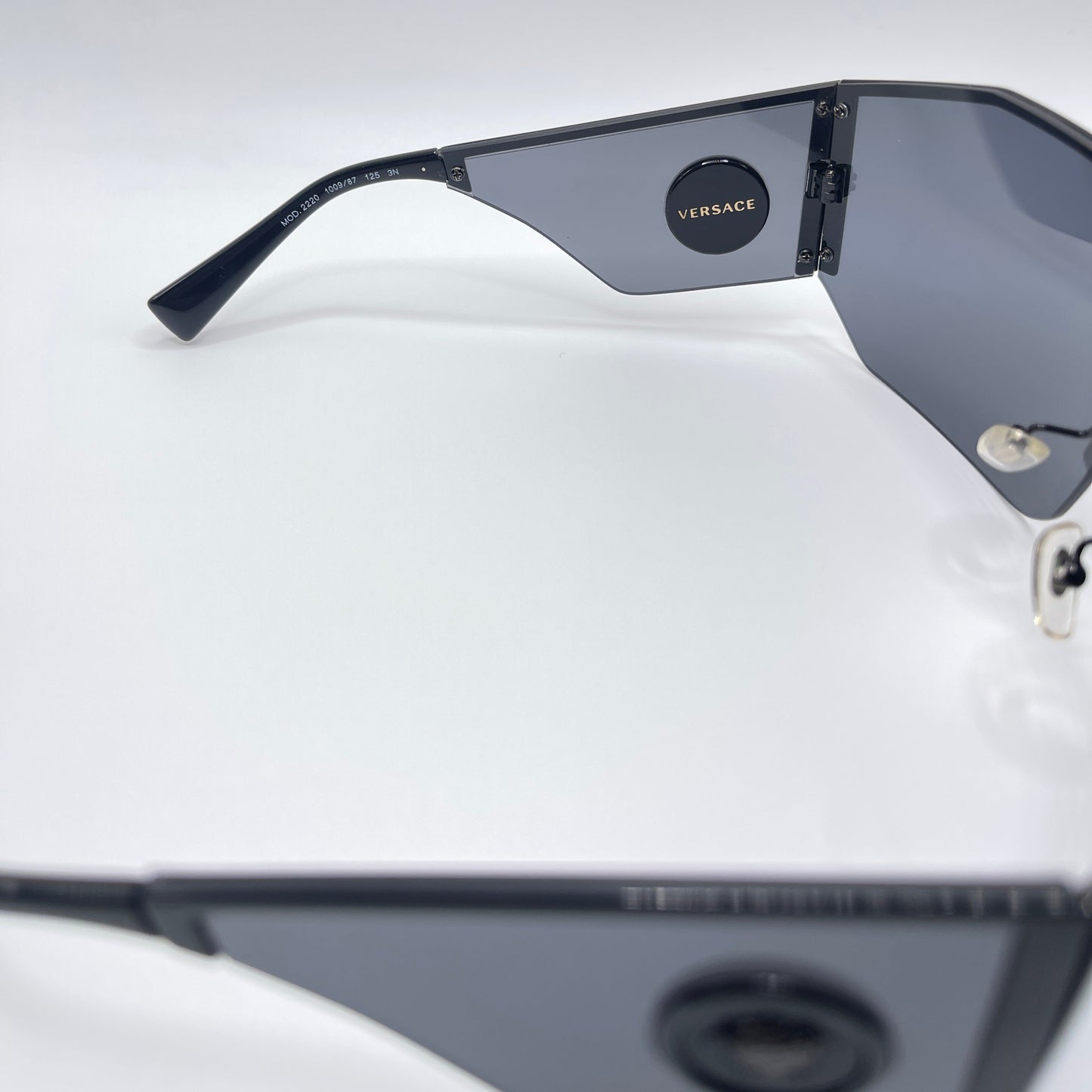 Versace Sunglasses VE2220